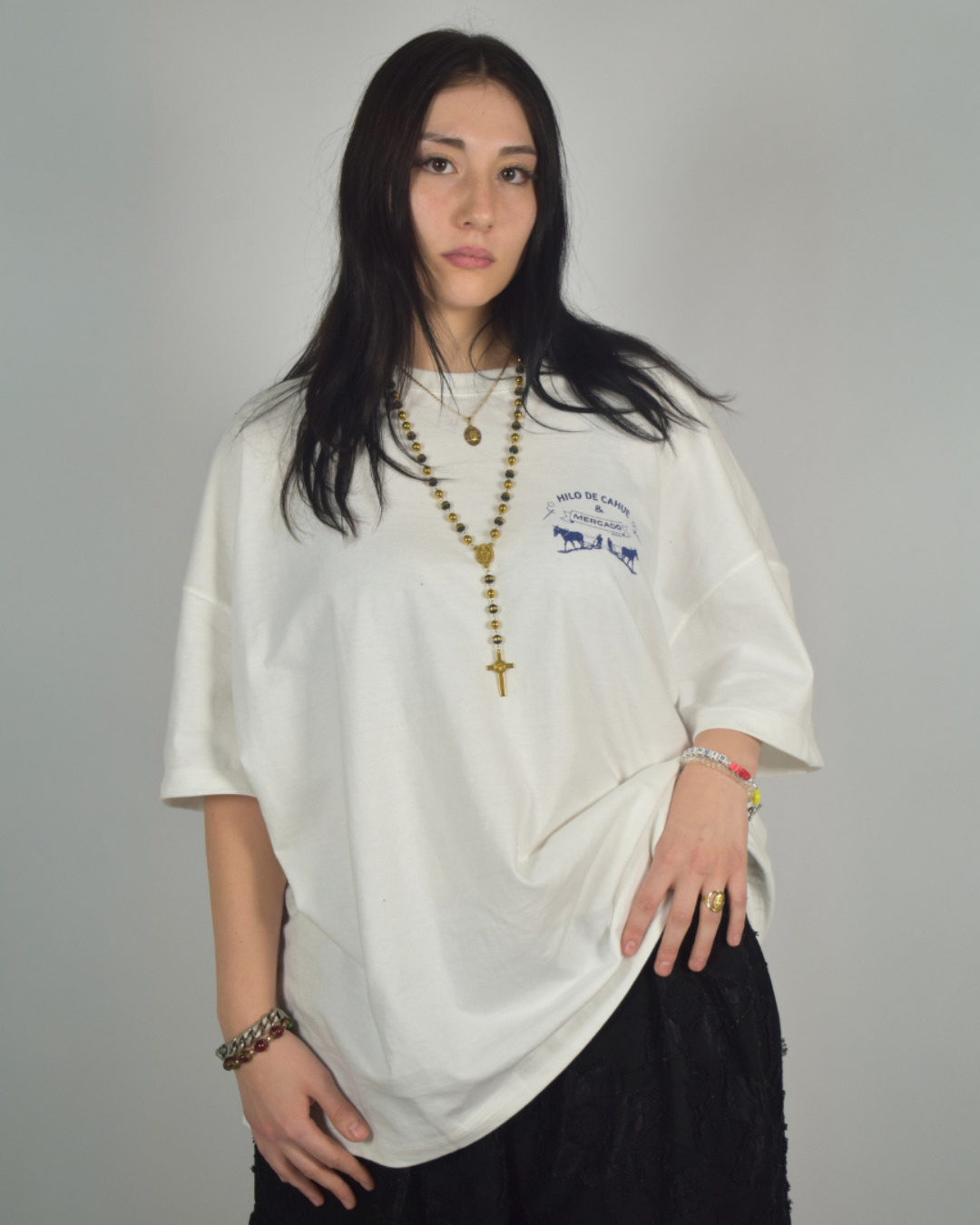 LA CAMISA BLANCA- T-Shirt